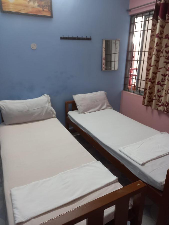 Parisha Residency- Temple Side Hotel Chidambaram Buitenkant foto