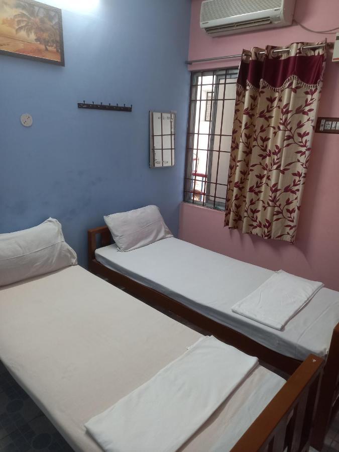 Parisha Residency- Temple Side Hotel Chidambaram Buitenkant foto