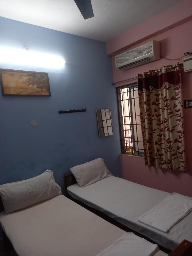 Parisha Residency- Temple Side Hotel Chidambaram Buitenkant foto