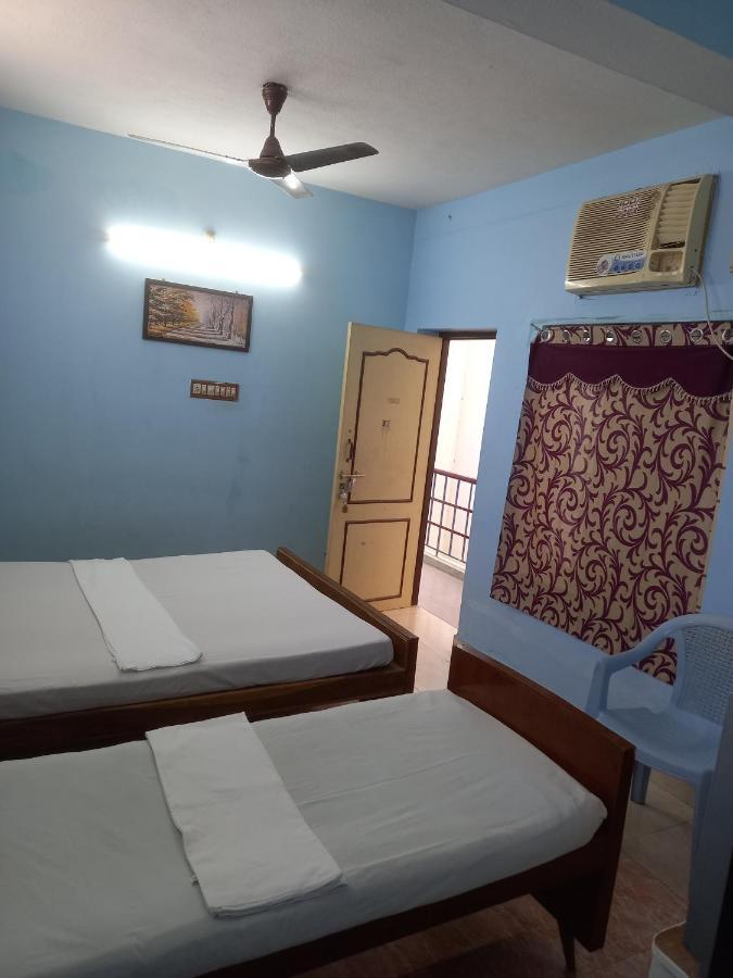 Parisha Residency- Temple Side Hotel Chidambaram Buitenkant foto